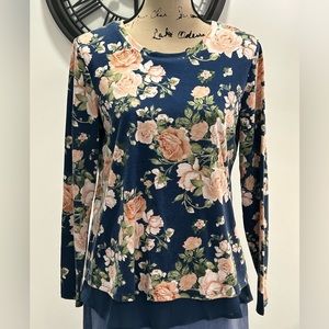 Bobeau  blue & pink floral long sleeve size small